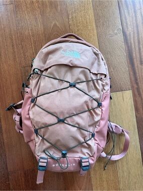 north face backpacks pink The Women's Vault Everyday Laptop Backpack Molded straps are designed to fit a womans proportions Pink North Face Backpack for